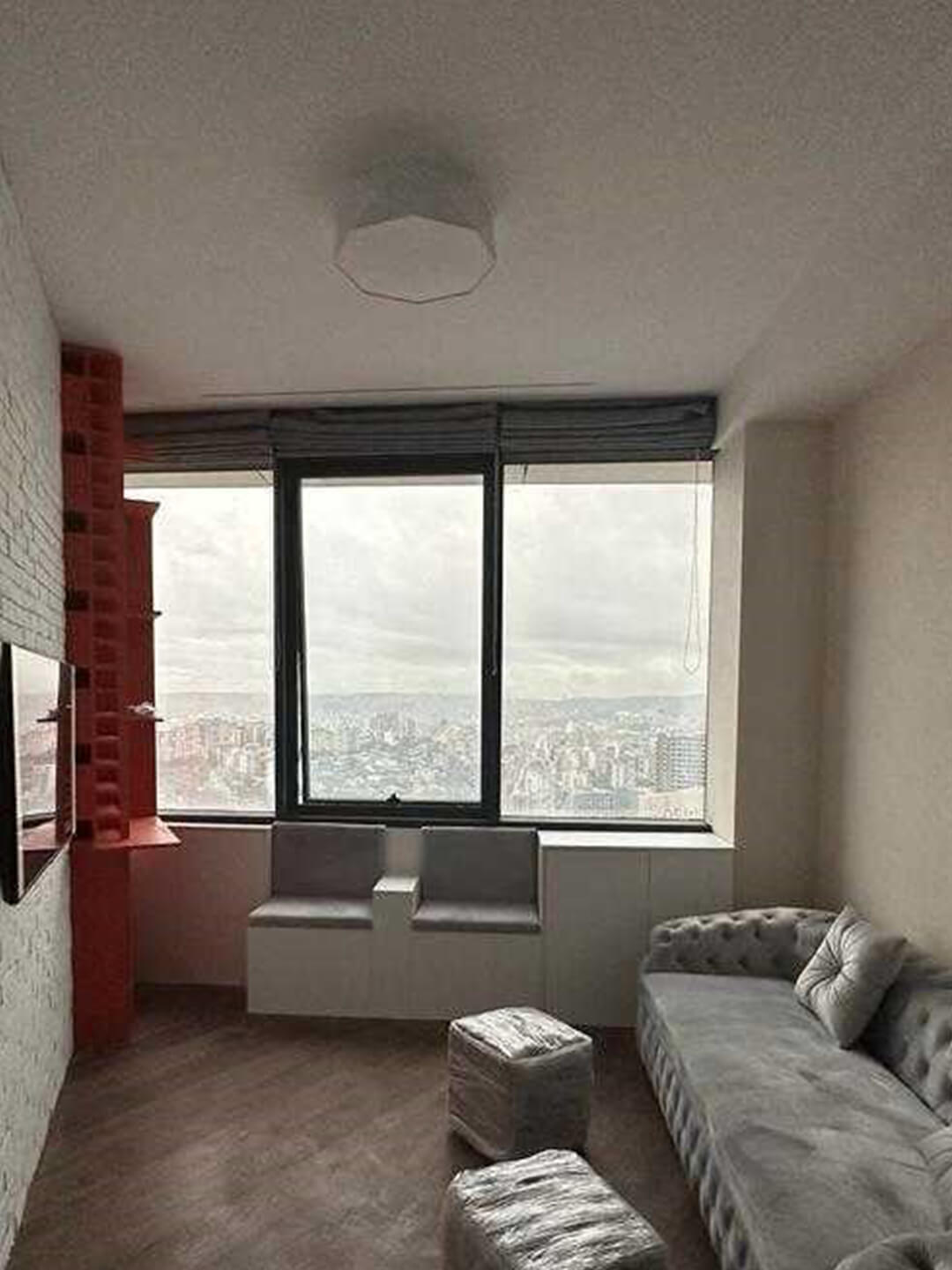 One Bedroom Apartment In Axis Tower For Sale (3)