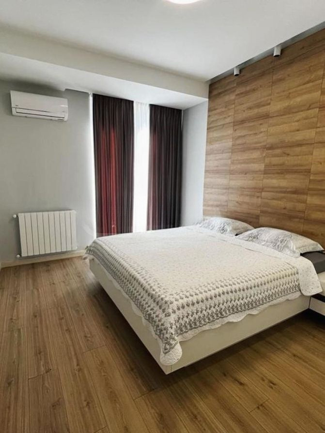 One Bedroom Apartment In Taktakishvili For Sale (7)