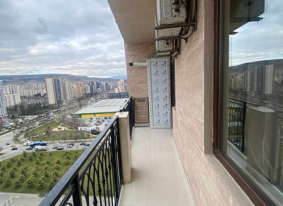 One Bedroom Apartment In Vepkhistkaosani For Rent (10)