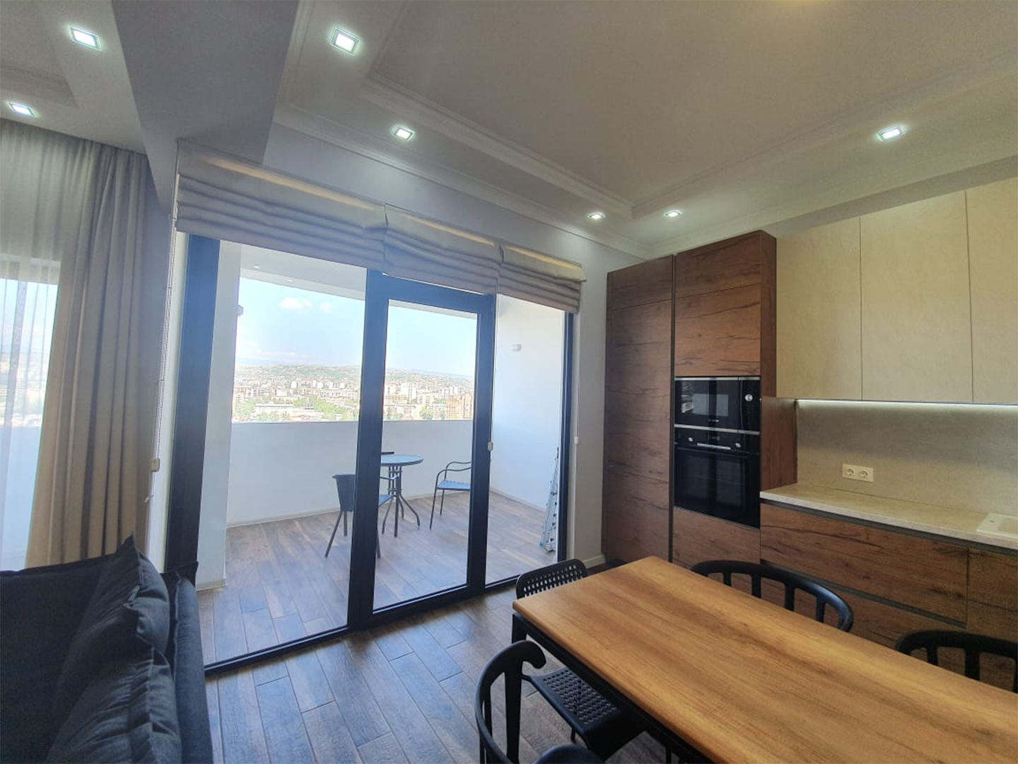 Two Bedroom Apartment In Saburtalo For Rent (13)