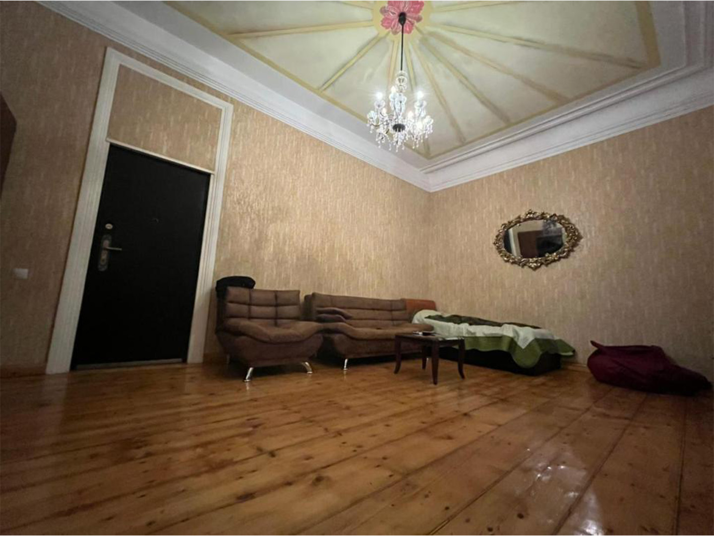 One bedroom apartment in Rustaveli for sale (3)