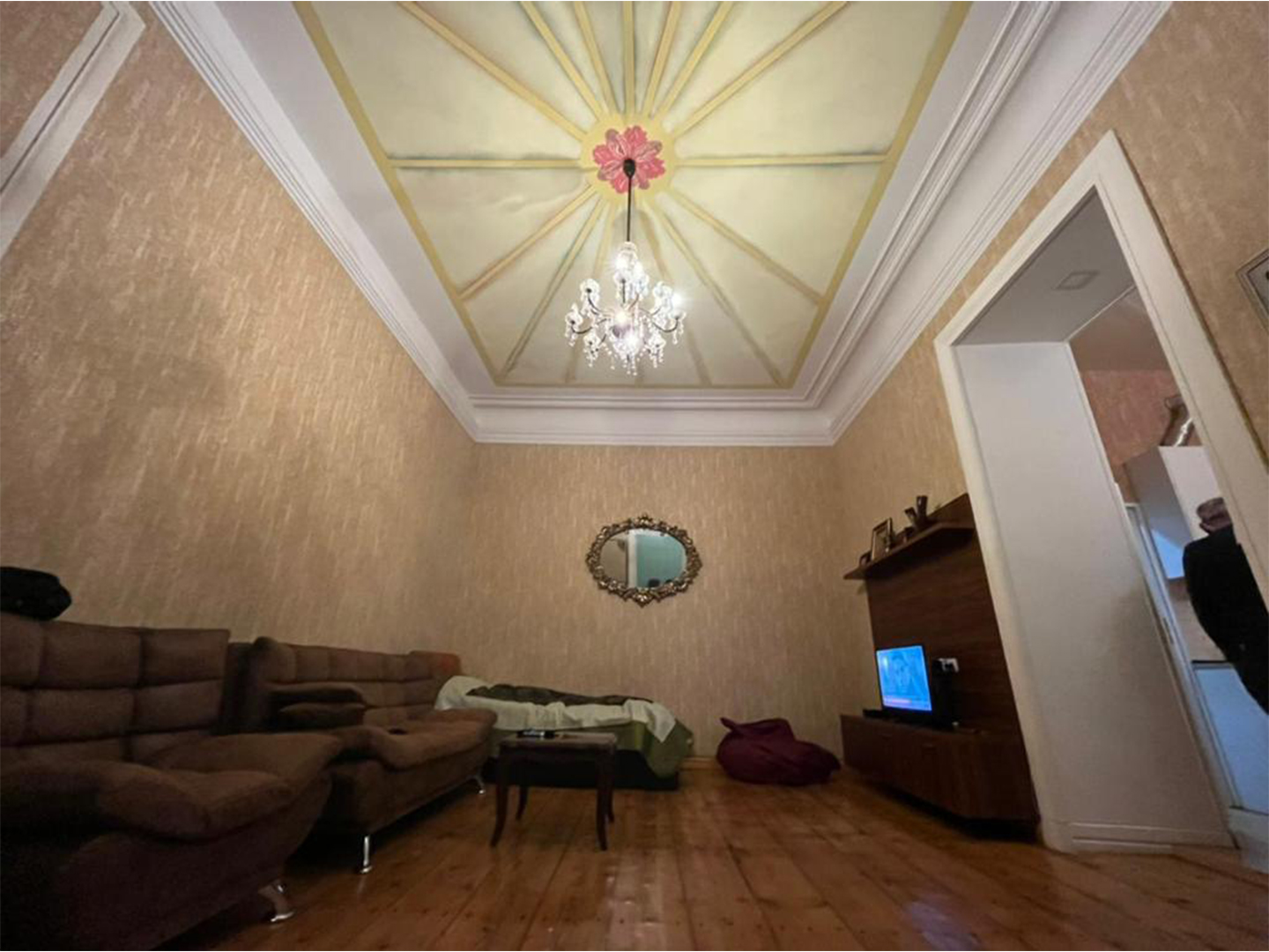 One bedroom apartment in Rustaveli for sale (8)