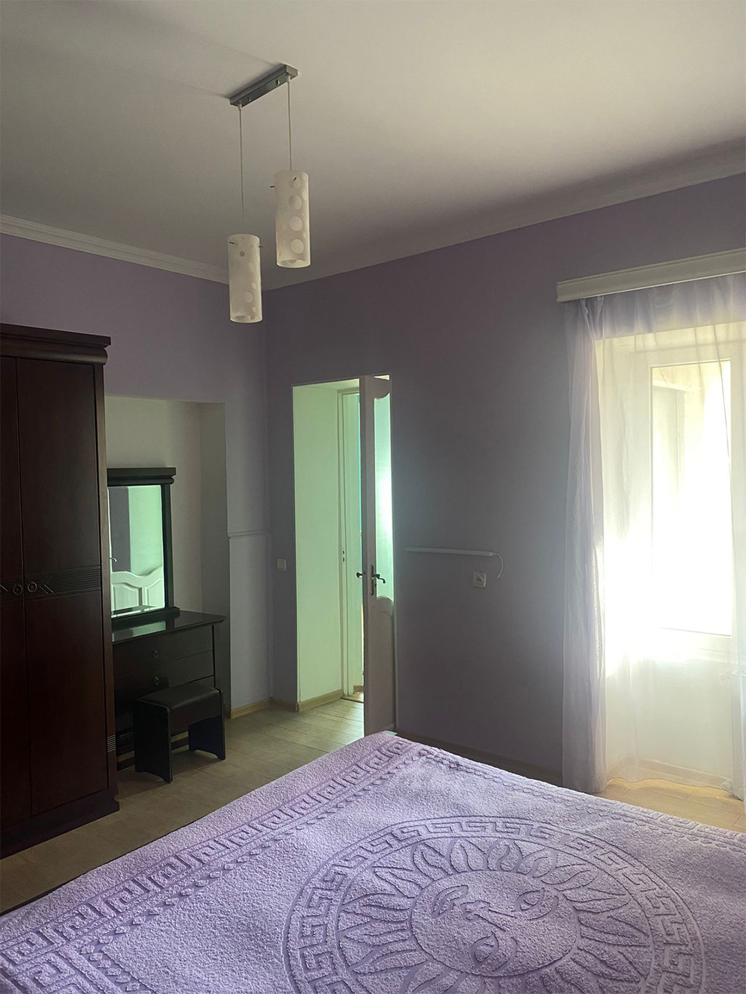 Two bedroom apartment in Mtatsminda for rent (11)