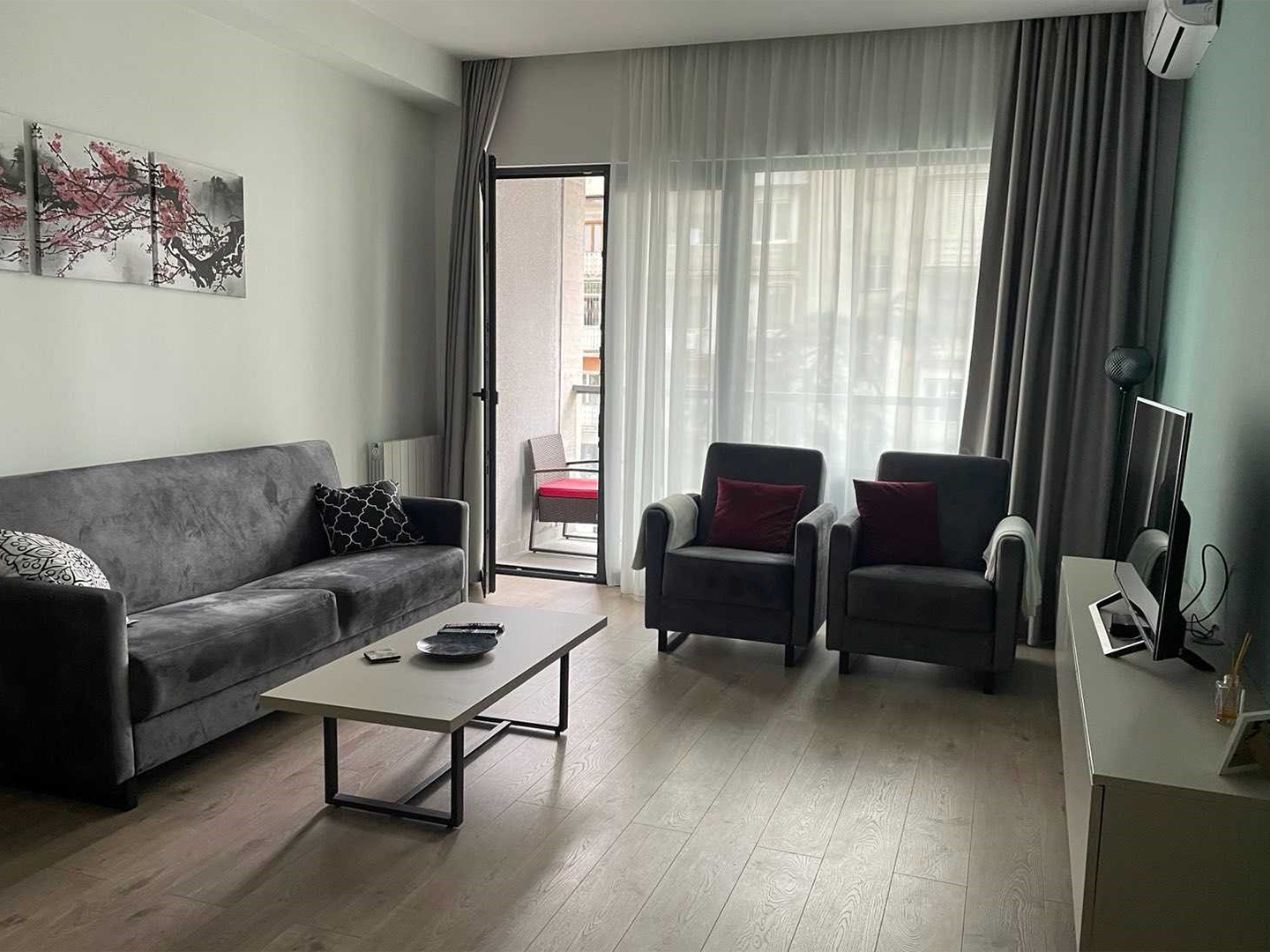 1 bedroom apartment for rent in Axis Towers Vake