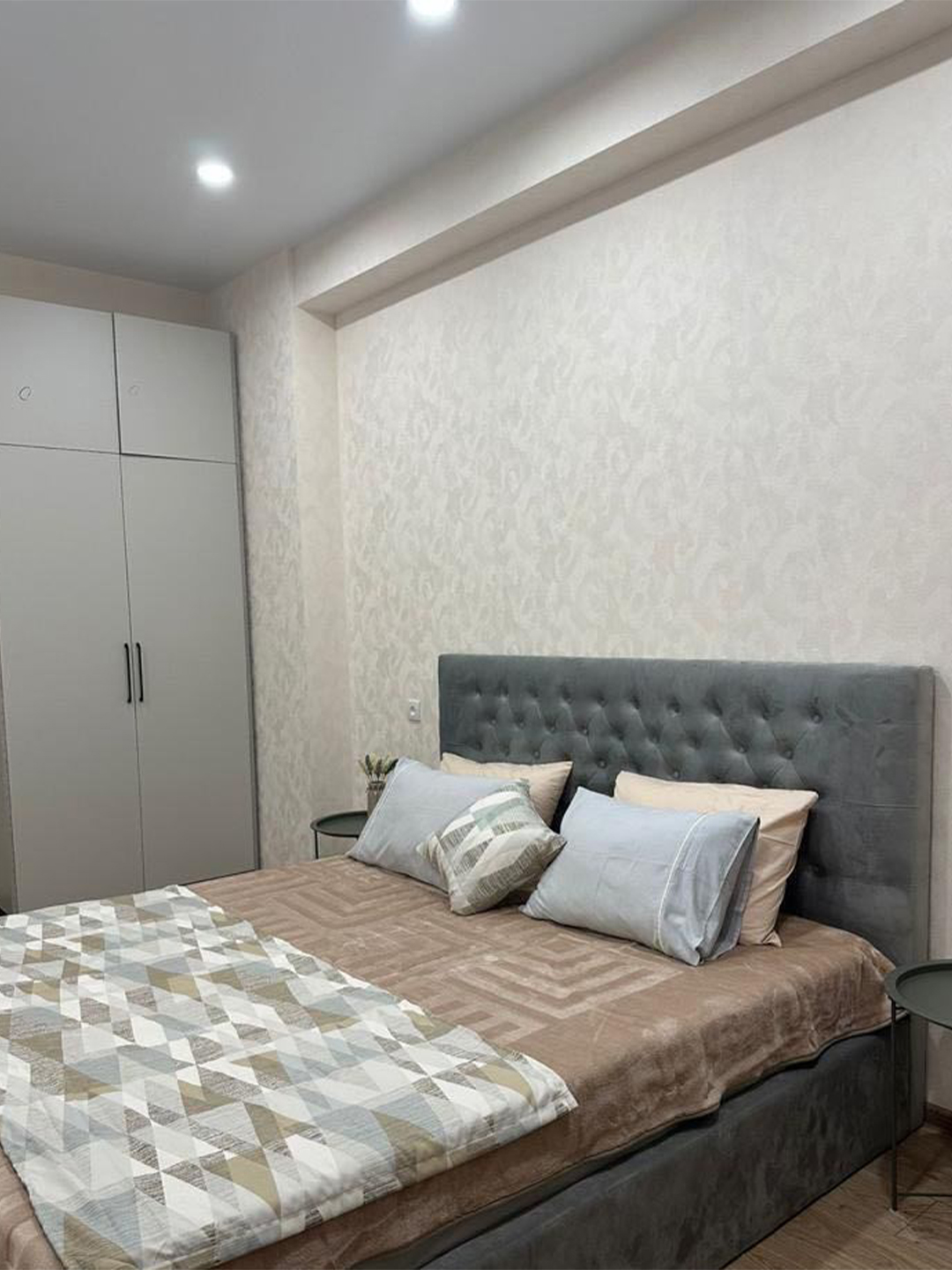 1 bedroom apartment for rent in Isani