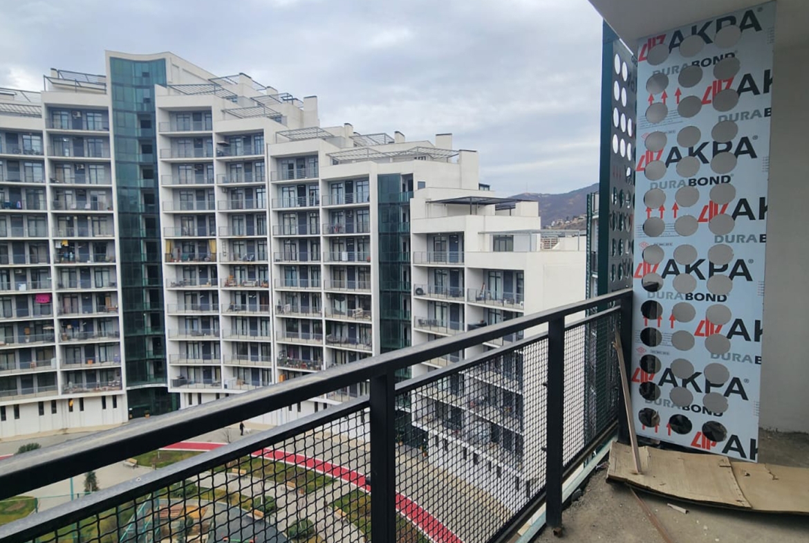 1 bedroom black frame apartment for sale in Greenhill Residence