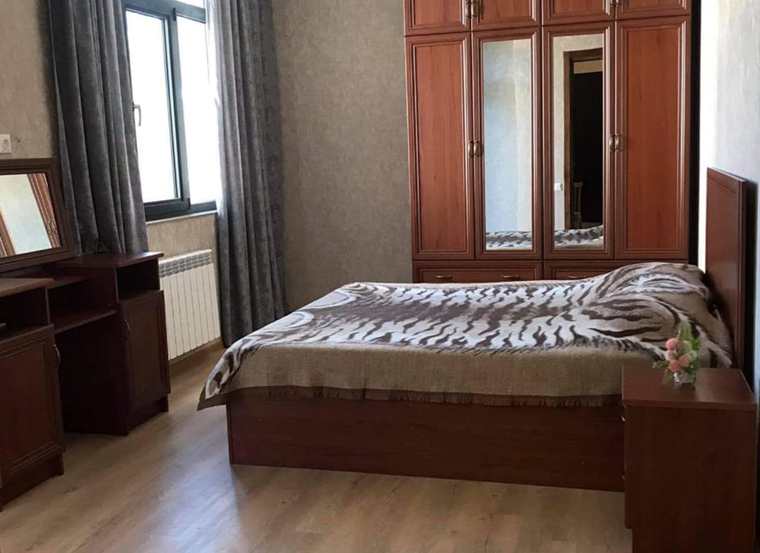 2 Bedroom Apartment For Rent in Chugureti