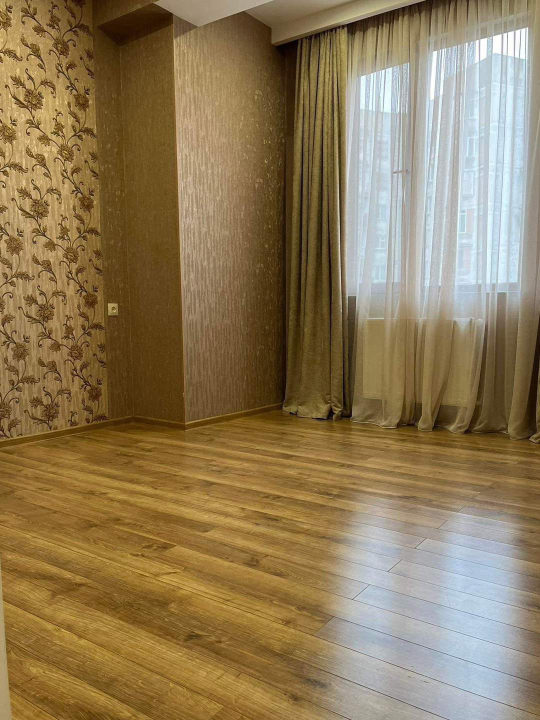 2 Bedroom Finished Apartment for Rent in Vashlijvari