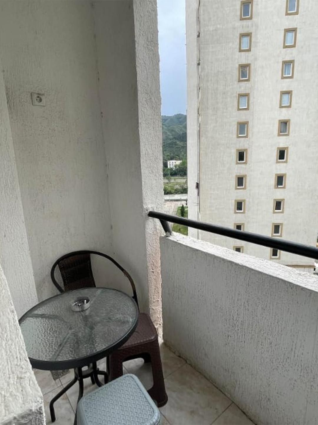 2 bedroom apartment for rent in Dirsi Isani