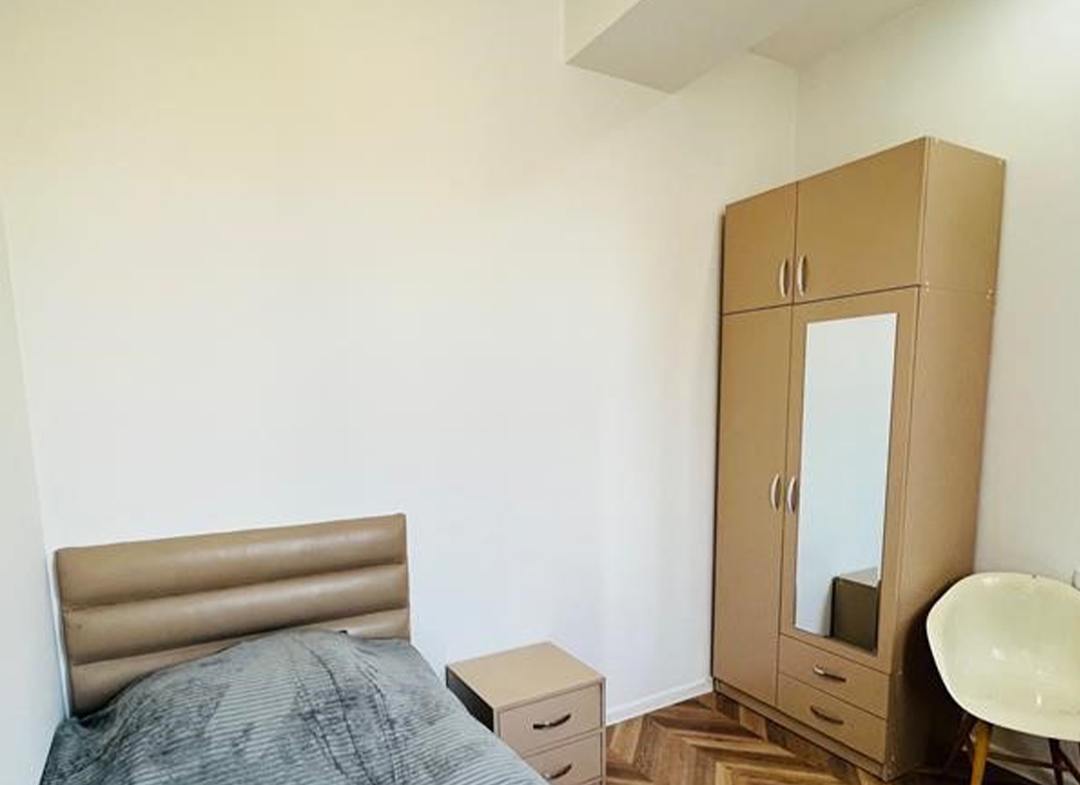 2 bedroom apartment for rent in Isani