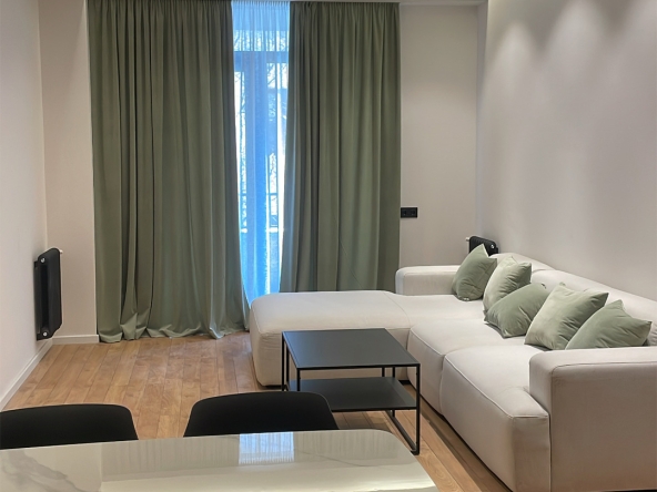 اجاره آپارتمان 2 خوابه در واکه 20 2 bedroom apartment for rent in Vake