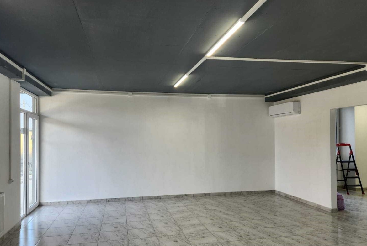 Commercial space for rent in Didi Digomi