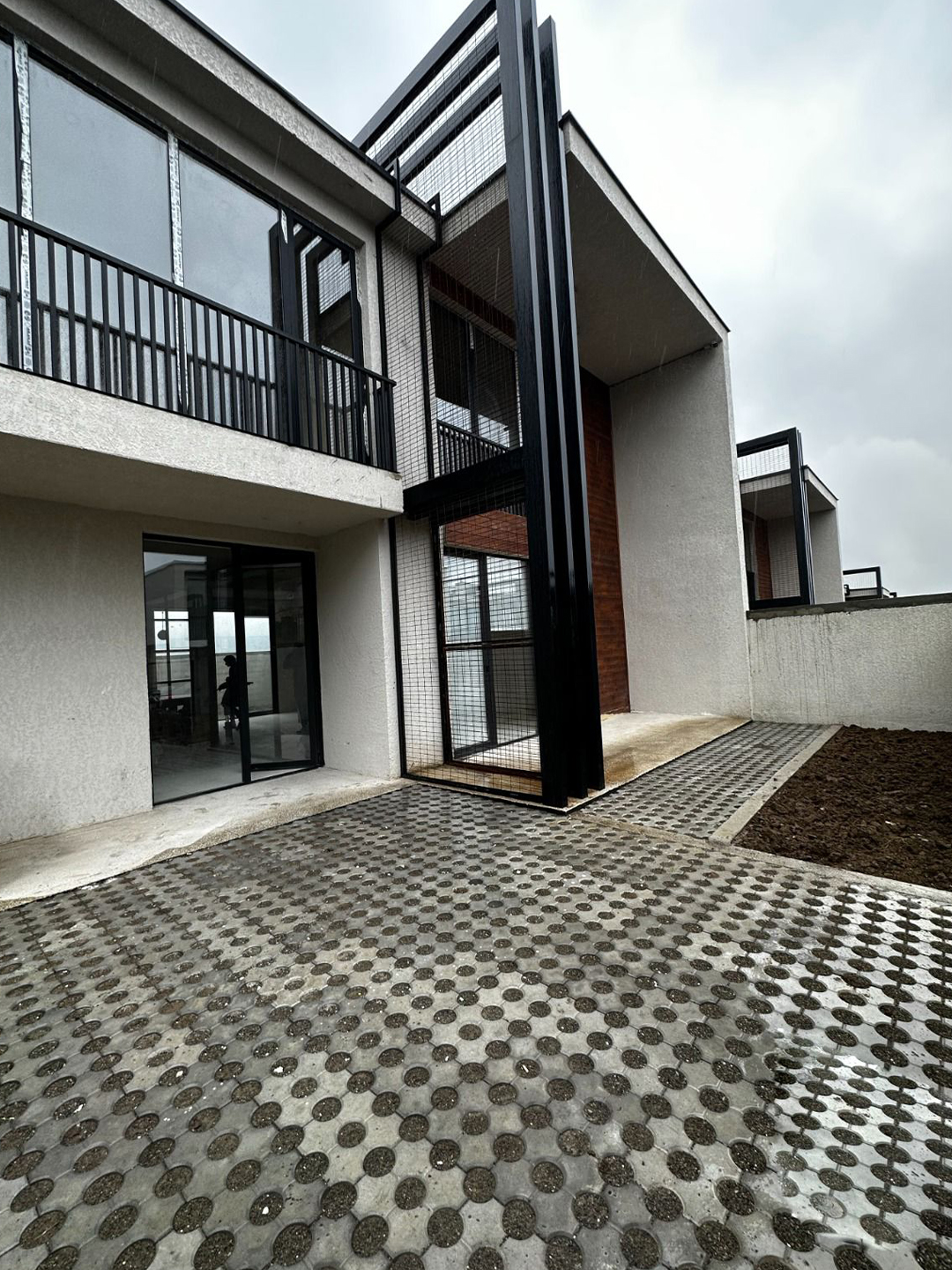 Duplex villa in Tkhinvala for rent (2)