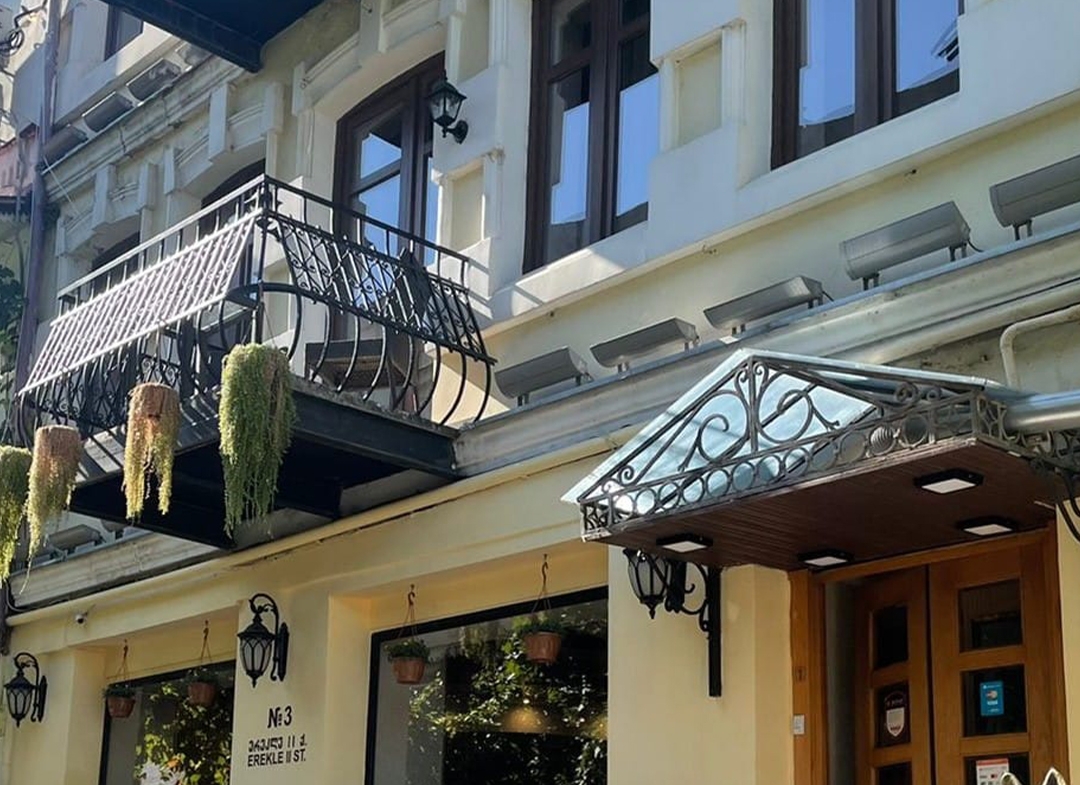 Hotel For Rent in Krtsanisi