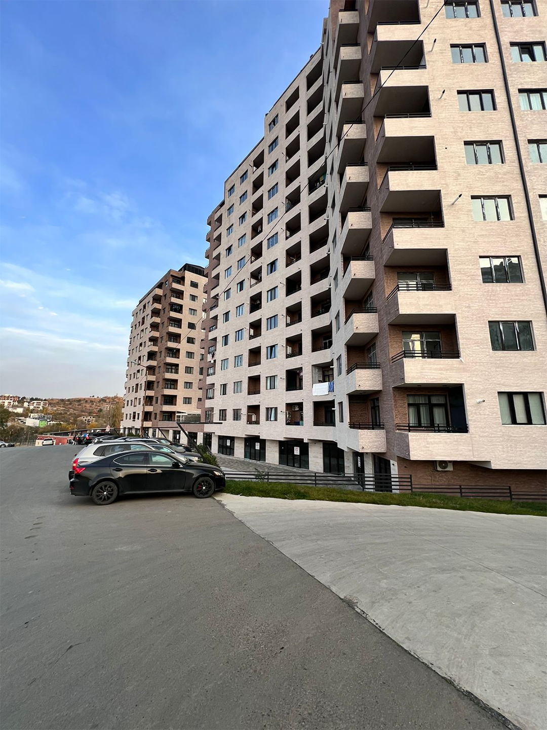 1 bedroom apartment in Binadari Lisi complex for sale