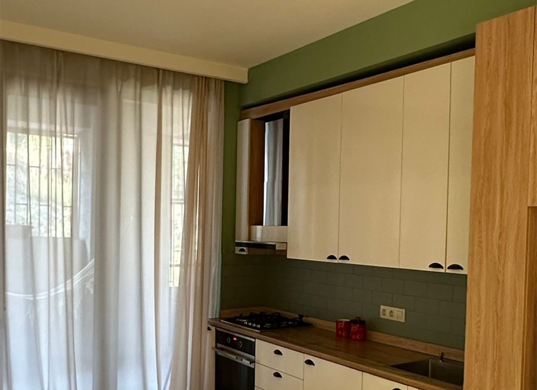 3 bedroom apartment in Lisi for rent