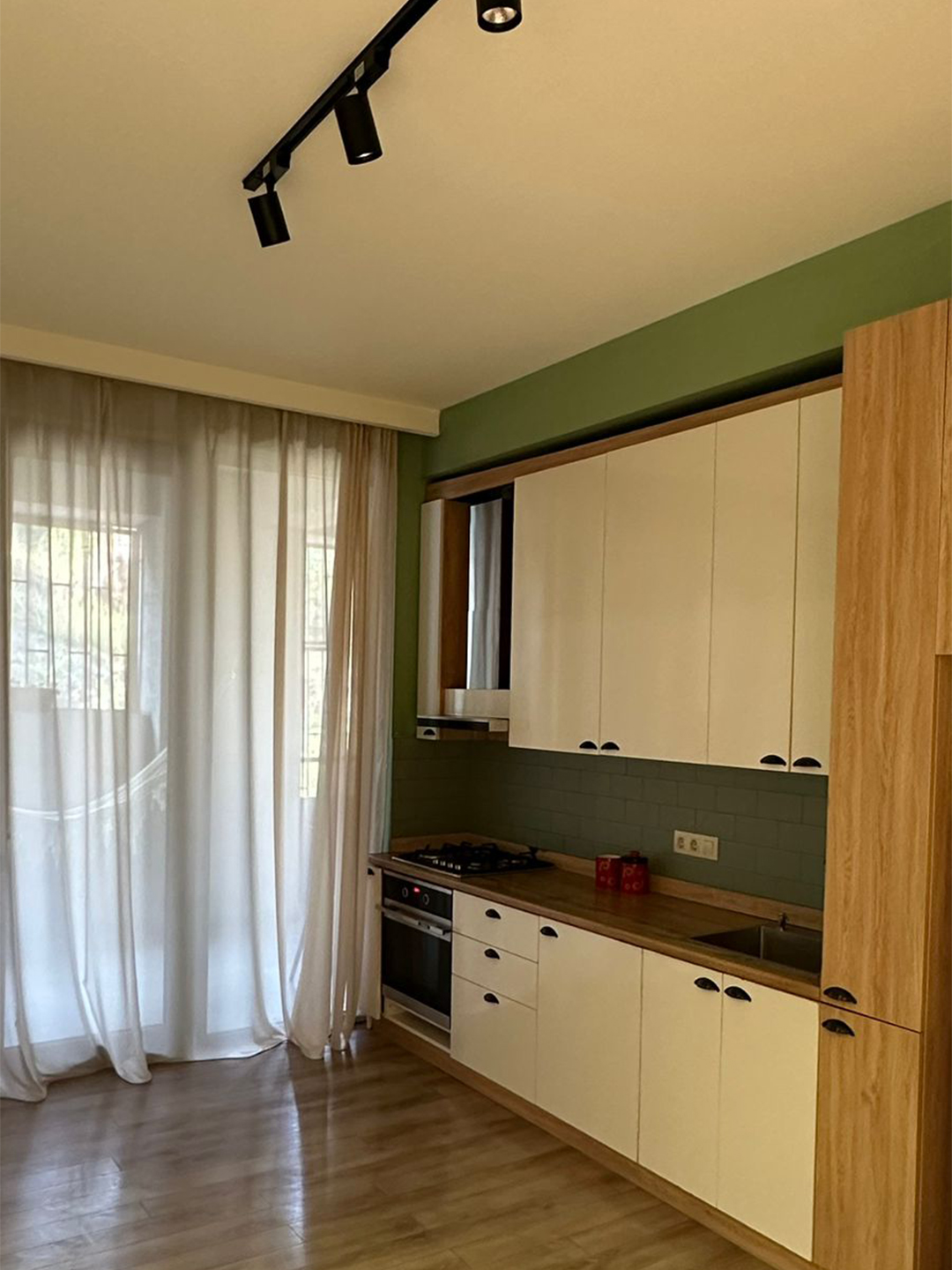 3 bedroom apartment in Lisi for rent