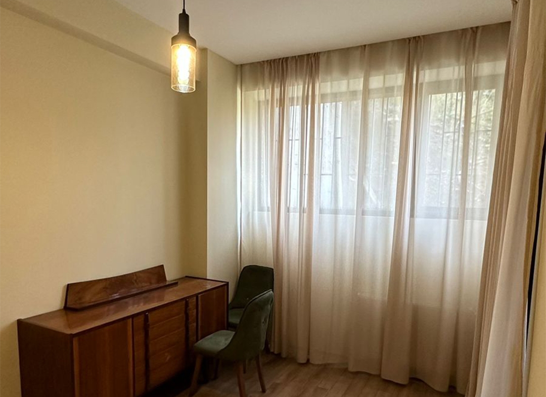 3 bedroom apartment in Lisi for rent