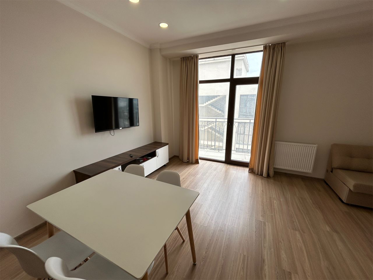 1 bedroom apartment for rent in York Tower Saburtalo complex