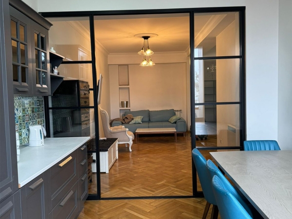 اجاره آپارتمان 3 خوابه در واکه 18 3 bedroom apartment for rent in Vake