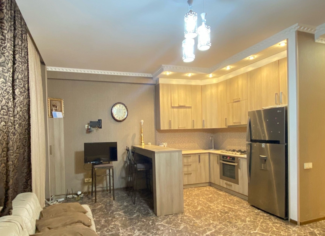 Three bedroom apartment in Saburtalo for rent (6)