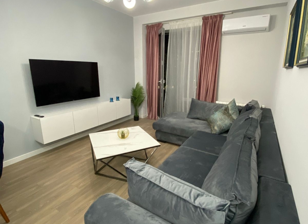 Two bedroom apartment in Saburtalo for rent (15)