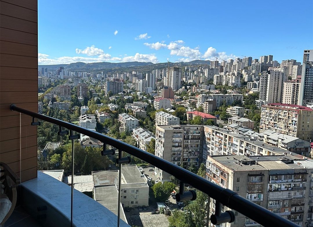 1 bedroom apartment for rent in Tbilisi Gardens complex