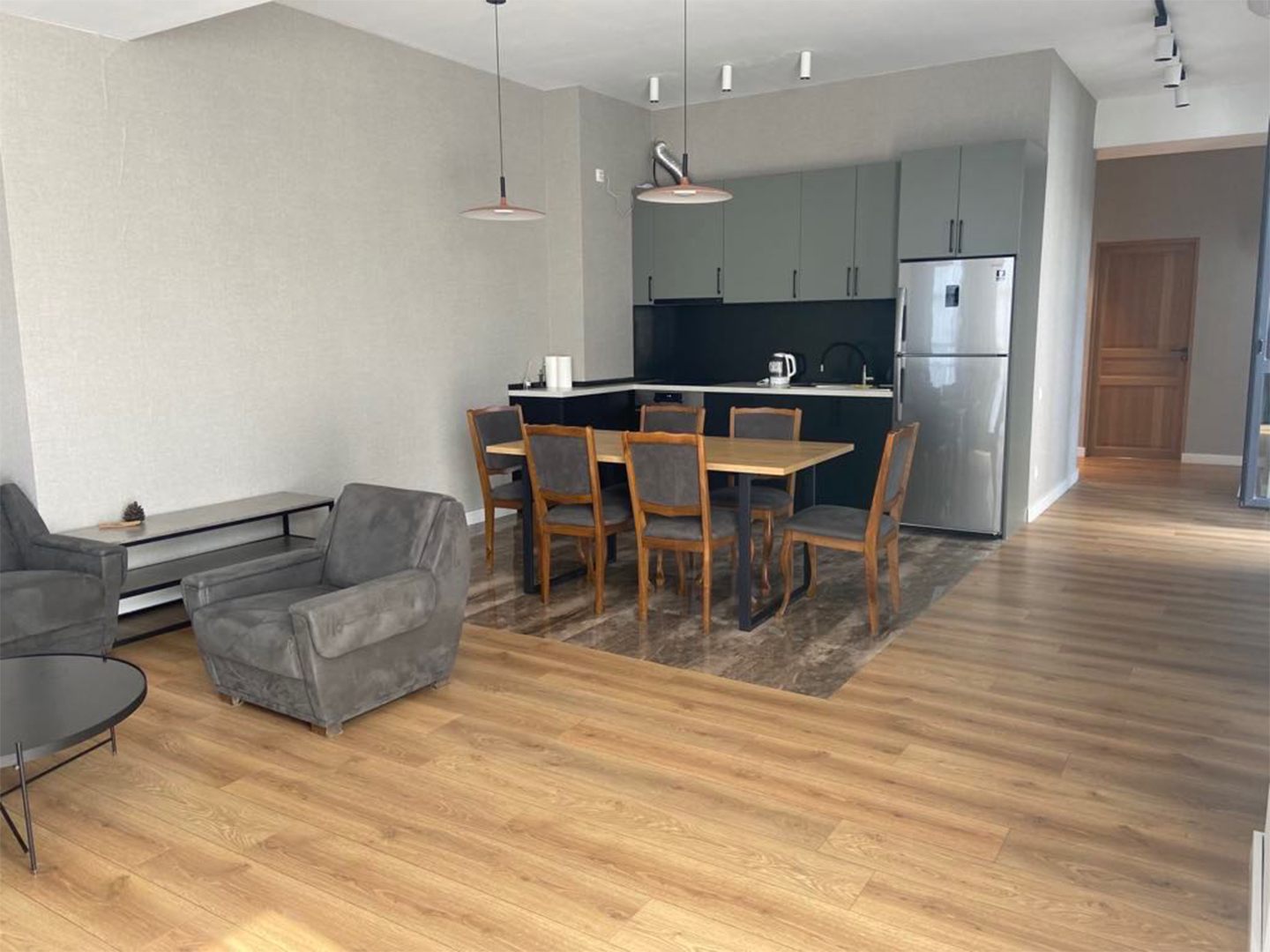 2 bedroom apartment for rent in Axis Hippodrome