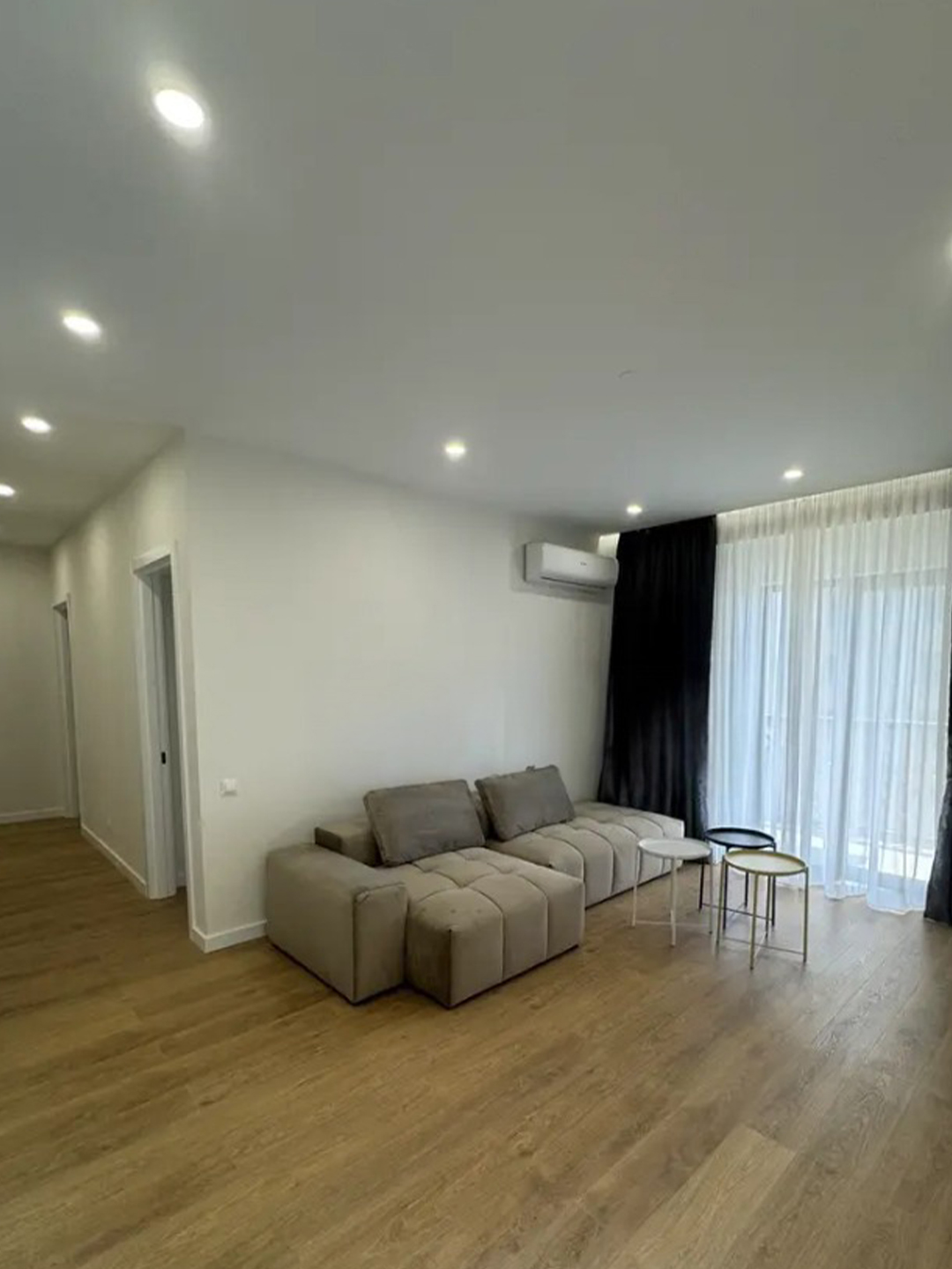 2 bedroom apartment for rent in M2 Marshal Gelovani ave.