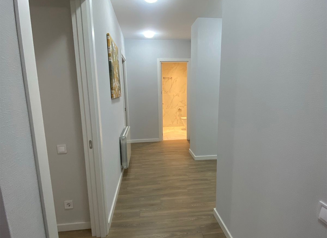 2 bedroom apartment for rent in Marshal Gelovani ave.