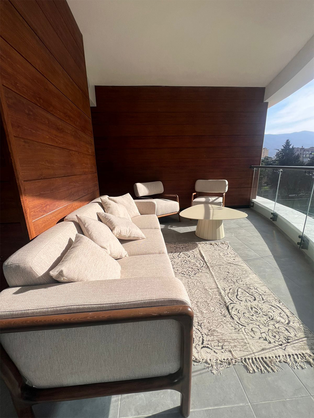 2 bedroom apartment in Tbilisi Gardens for rent