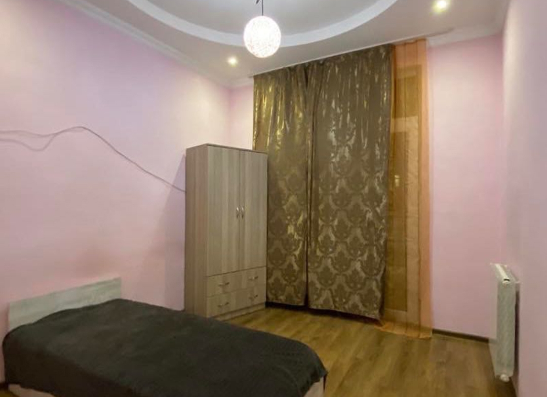 3 bedroom apartment for rent in Gldani