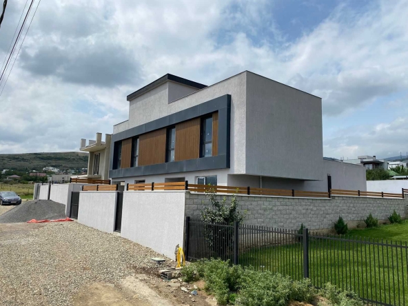 Вилла с пятью спальнями на продажу в Лиси 10 Five bedroom villa for sale in Lisi (10)
