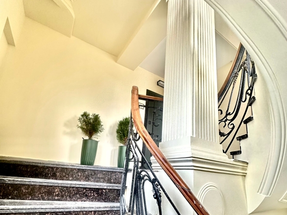 فروش آپارتمان 3 خوابه در واکه 2 3 bedroom apartment for sale in Vake
