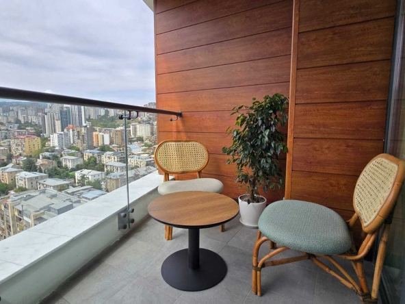 فروش آپارتمان 1 خوابه در مجتمع باغ تفلیس 10 1 bedroom apartment for sale in Tbilisi Gardens complex