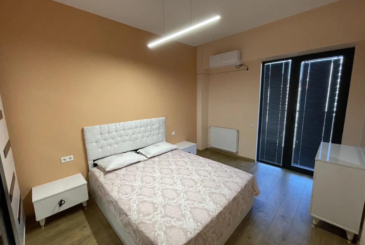 2 bedroom apartment for rent in M2 Kazbegi