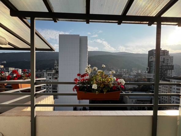 آپارتمان 2 اتاق خواب برای اجاره در 18 2 bedroom apartment for rent in Vake