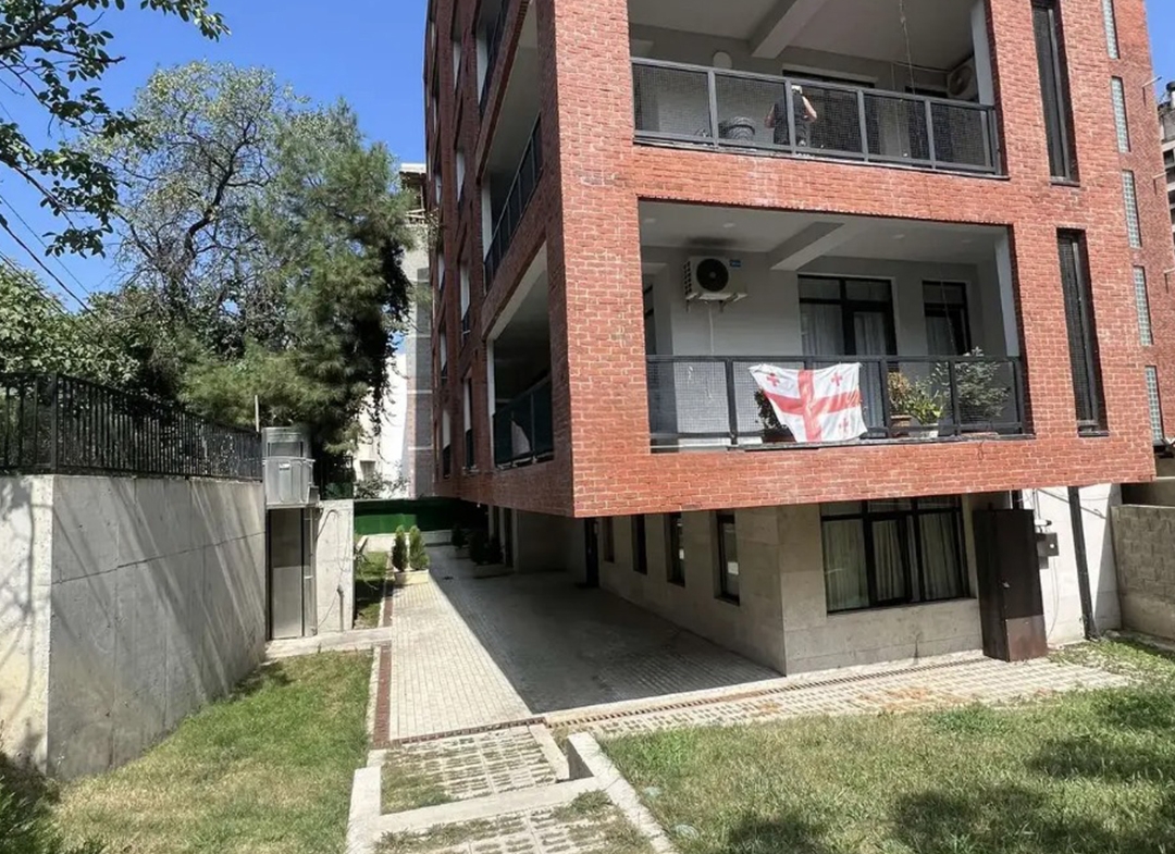 2 bedroom apartment for sale in Bagebi