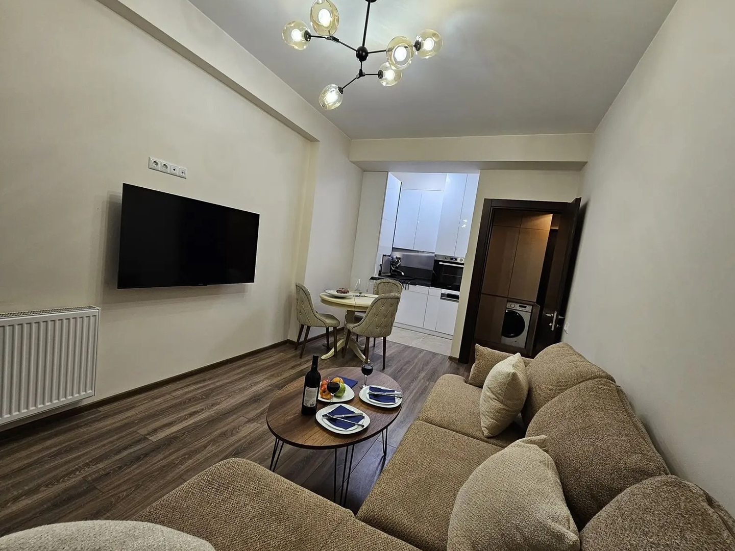 1 bedroom apartment for rent in Pekini plaza