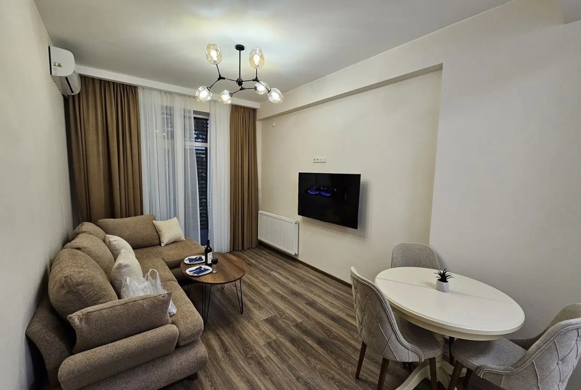 1 bedroom apartment for rent in Pekini plaza