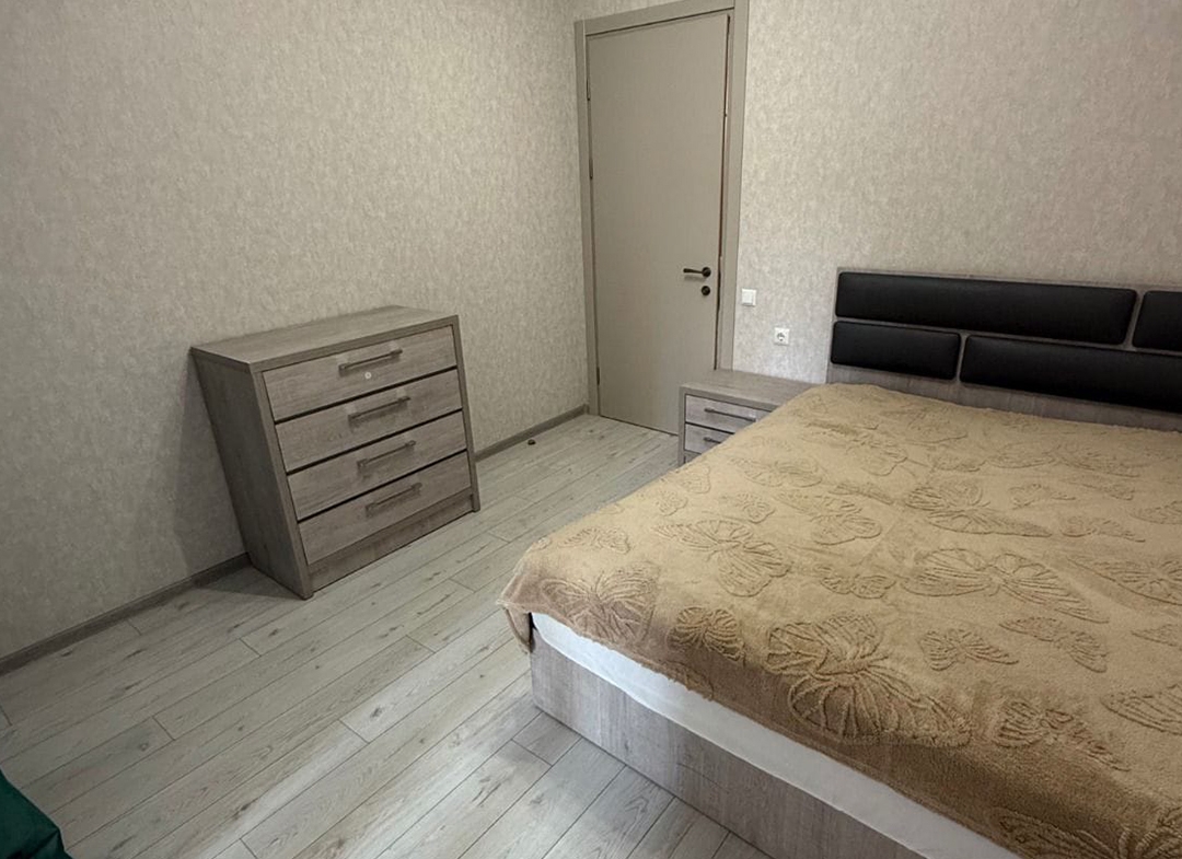 2 bedroom apartment for rent on Nadzaladevi