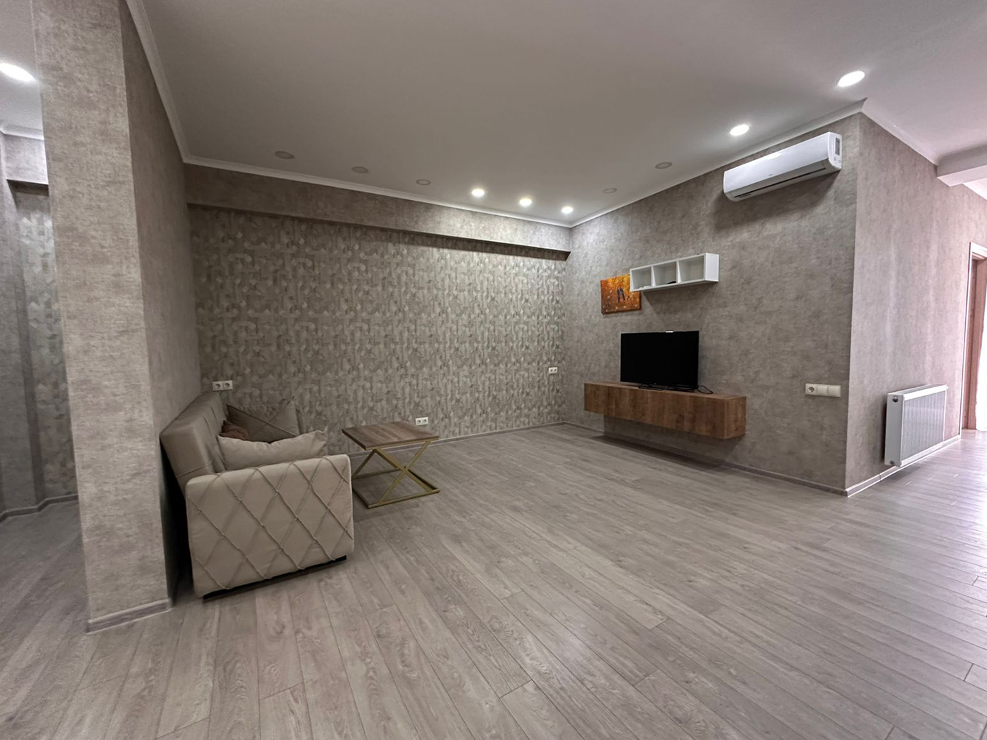 2 bedroom apartment for rent on Saburtalo