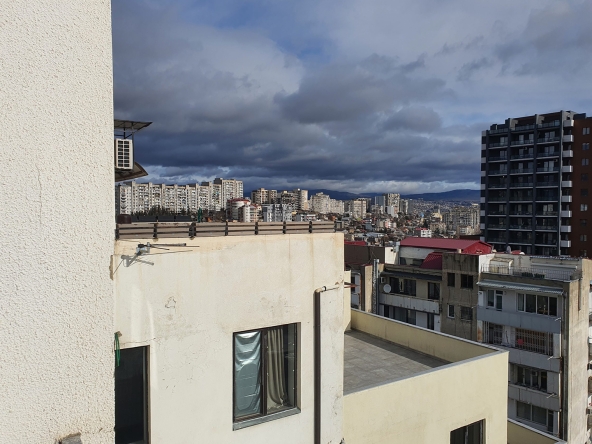 آپارتمان سه خوابه در واک برای فروش 16 3 bedroom apartment in Vake for sale