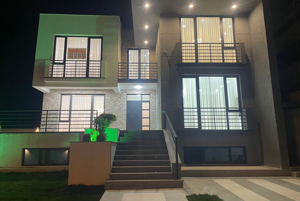 4 Bedroom villa for sale in Ivertubani