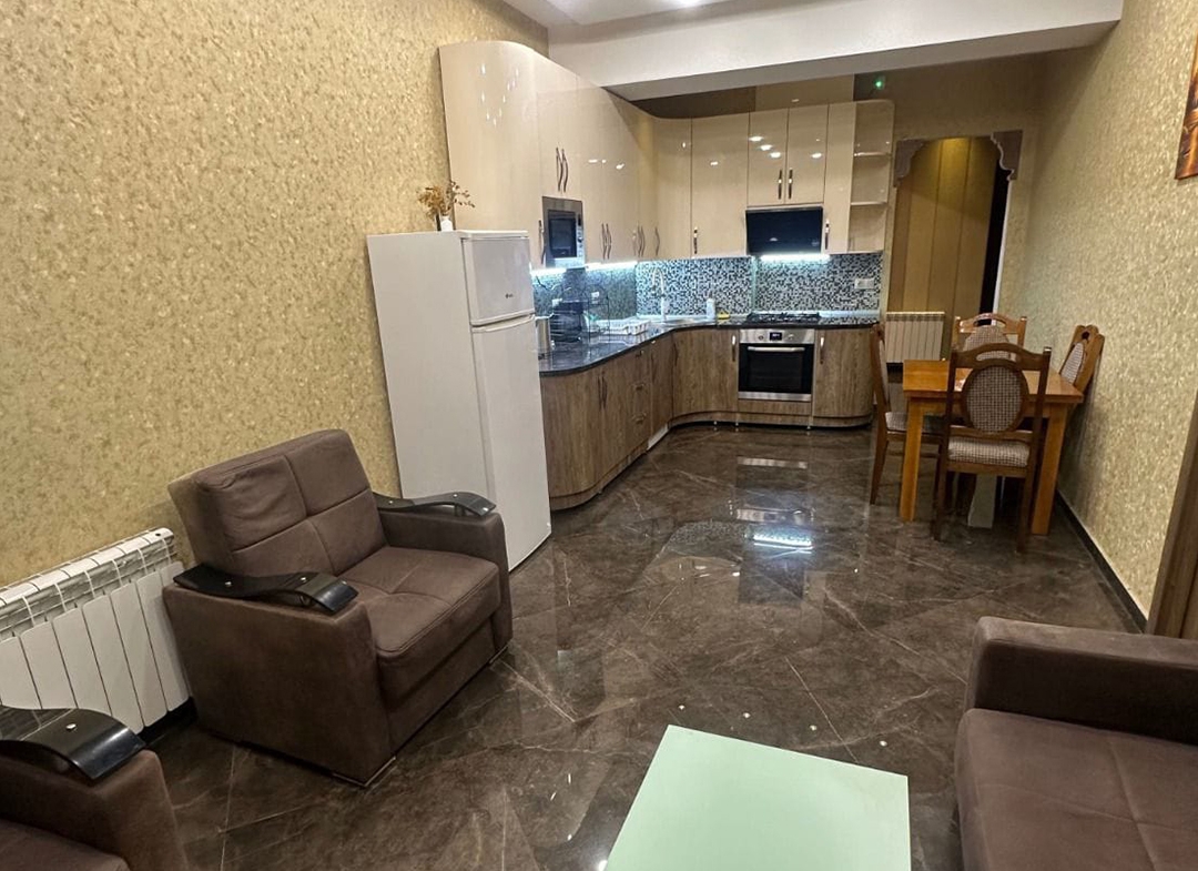 2 bedroom apartment for rent in Saakadze Tower