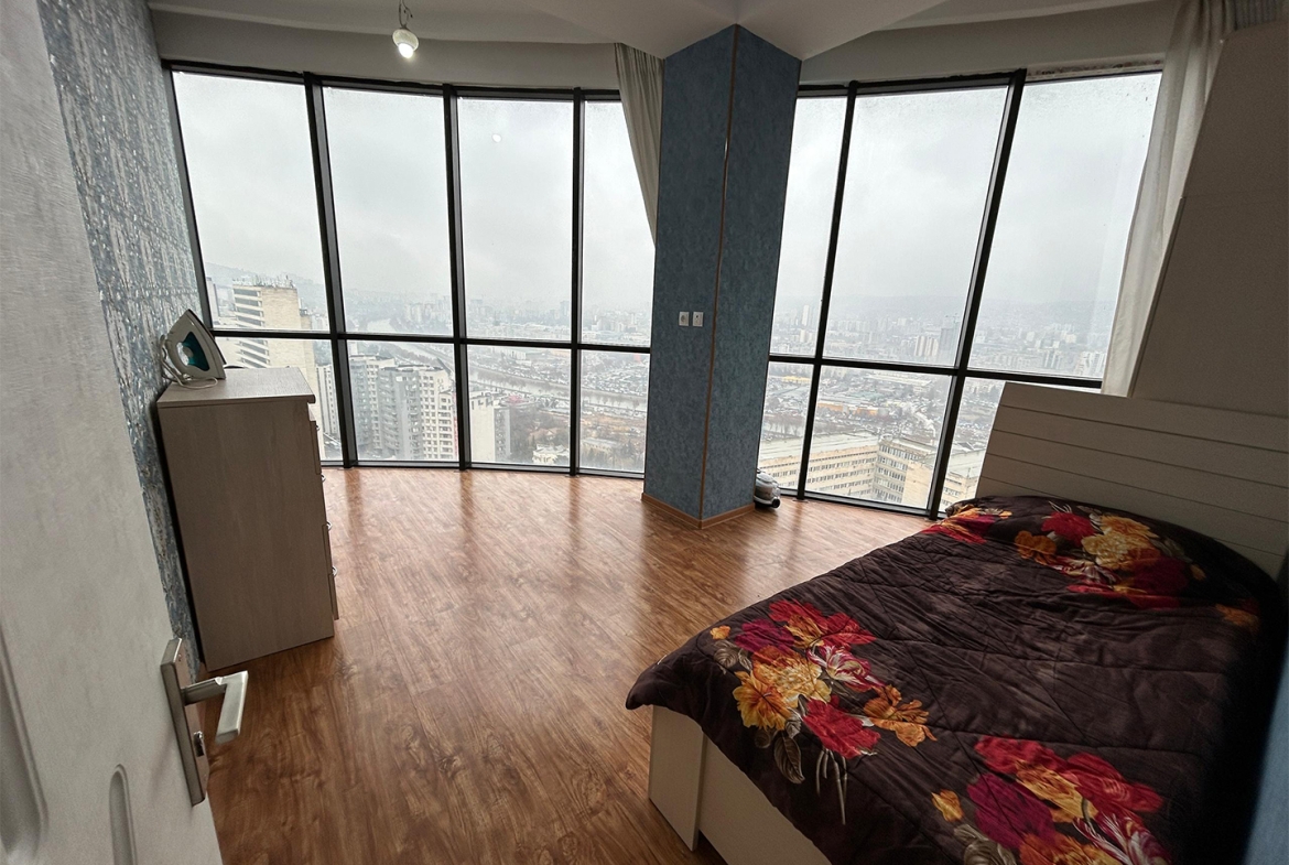 2 bedroom apartment for rent in Saakadze Towers