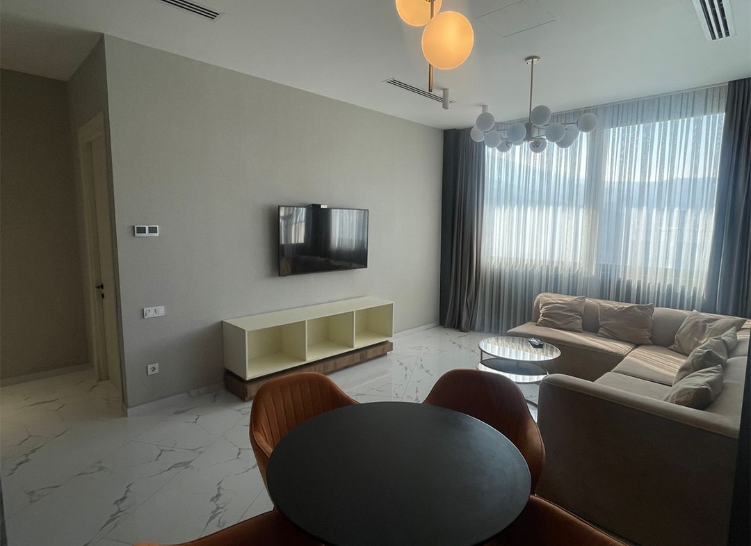 2 bedroom apartment in Axis Towers for rent