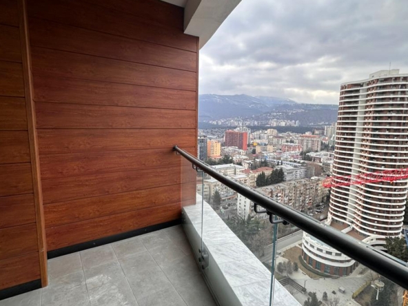 فروش آپارتمان در باغ تفلیس 2 Apartment for sale in Tbilisi Gardens