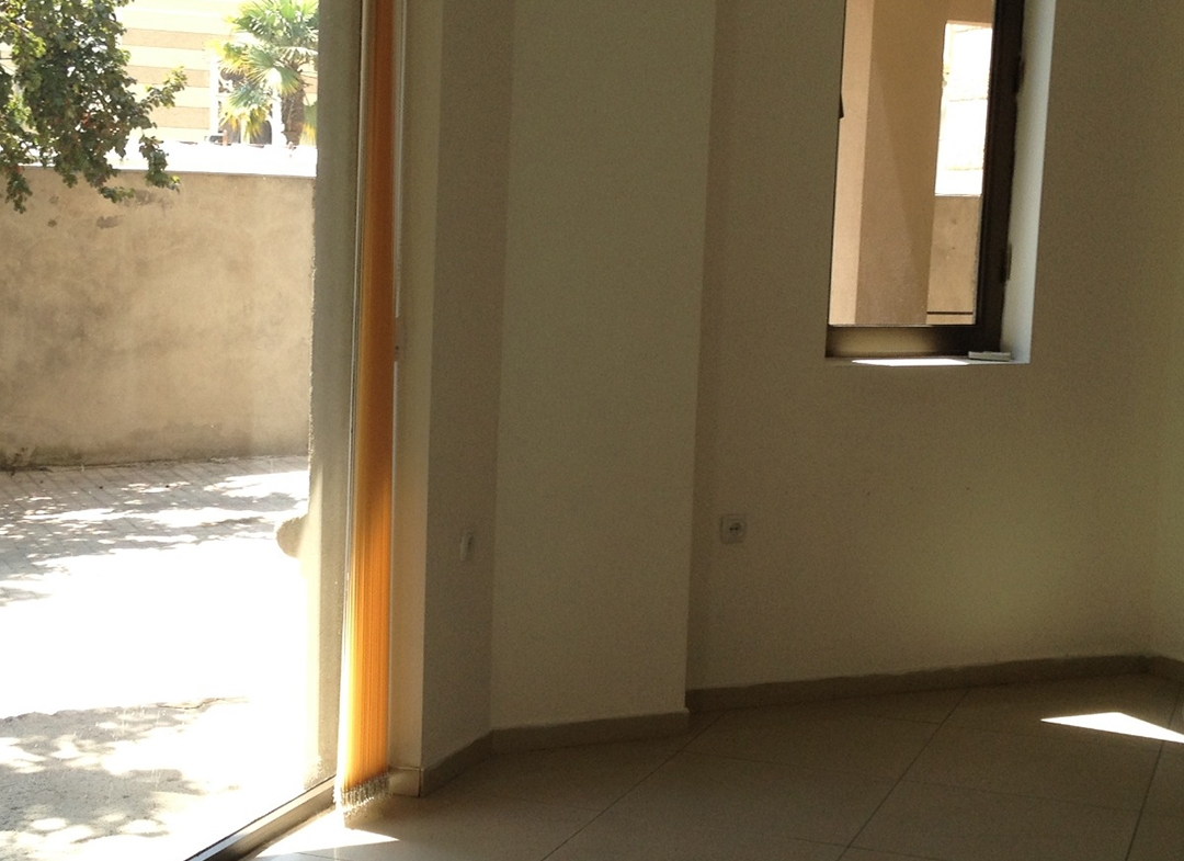 Commercial space for rent in Chughureti