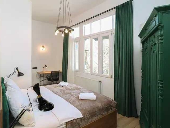 1 bedroom apartment for sale on Aghmashenebeli avenue 3 1